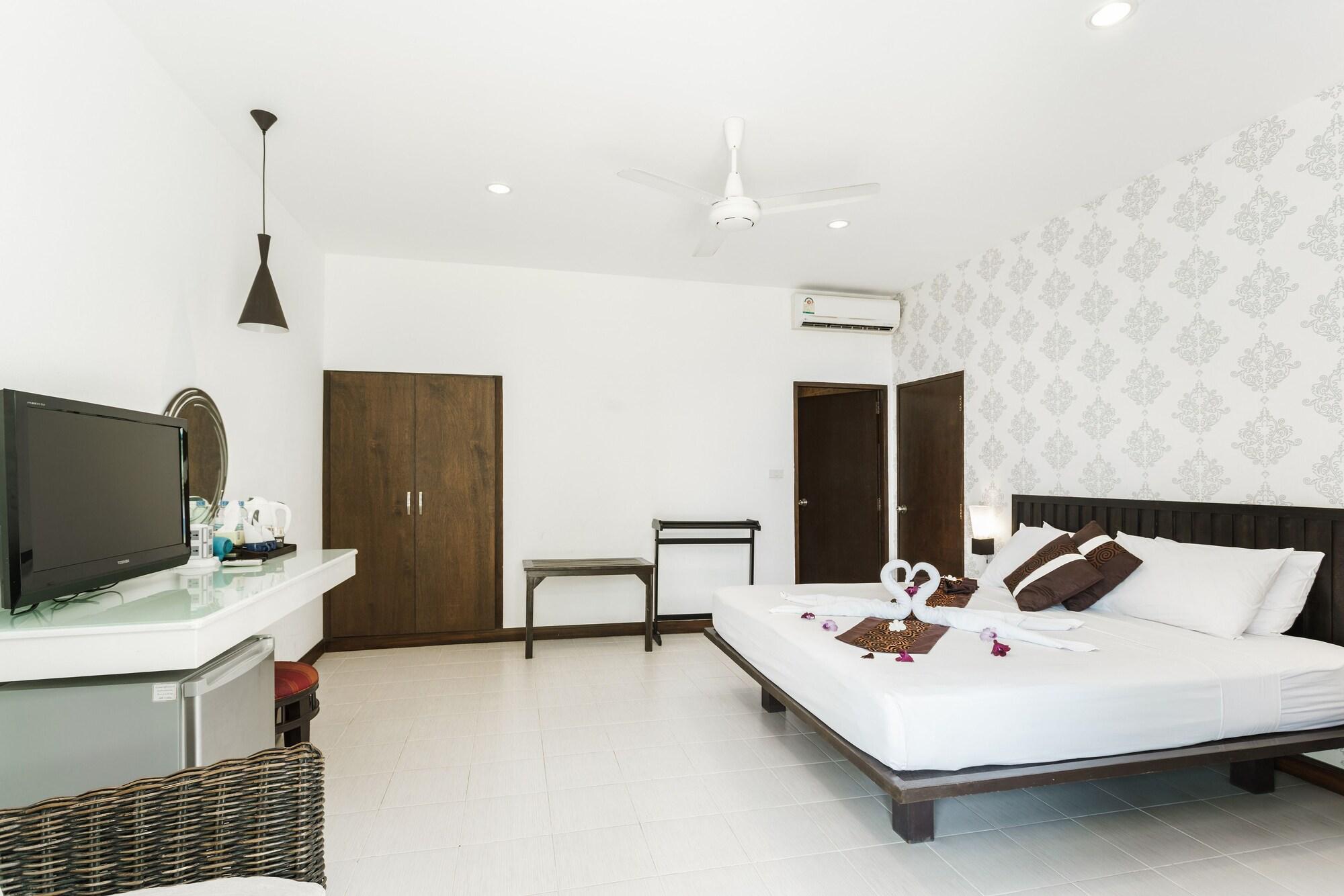 Samui Pier Front & Hotell